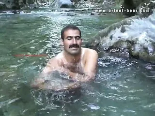 Tarek Wanks His Hairy Arab Penis By A River free video