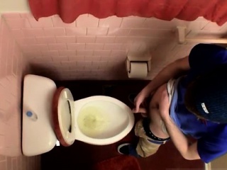 Gay Sex School Boys Xxx Photo Unloading In The Toilet Bowl free video